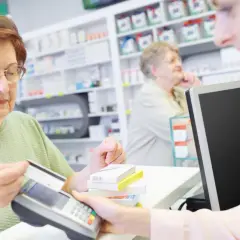 Czy leki dla seniorów są za darmo? Sprawdź, co musisz wiedzieć
