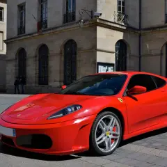 Ferrari: Ile naprawdę kosztuje kupno i posiadanie w Polsce?