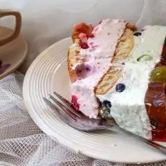 Desery z mascarpone i galaretką: 15 minut do słodkiego sukcesu!