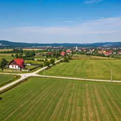 Ile kosztuje działka 10 arów? Ceny w różnych regionach Polski