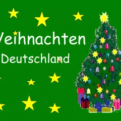 Weihnachten in Deutschland: Ein festlich geschmückter Weihnachtsbaum mit Geschenken und Sternen.