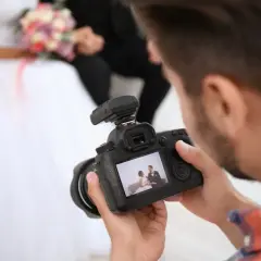 Jak wybrać fotografa ślubnego? Poradnik krok po kroku