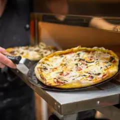 Pizza jak z pizzerii? Odkryj idealną temperaturę w domu!