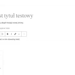 Panel edycji WordPressa, gdzie można zobaczyć jak postawić stronę na WordPressie, dodając tytuł i akapit. Yoast SEO podpowiada frazy kluczowe.