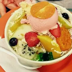 Ensalada de frutas colombiana en España: ¿Dónde encontrarla o hacerla?