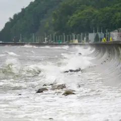 Czy jest sztorm na Bałtyku? Aktualne informacje o warunkach pogodowych
