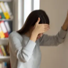 Epilepsie Symptome: Erkennen Sie die Anzeichen und Risiken rechtzeitig
