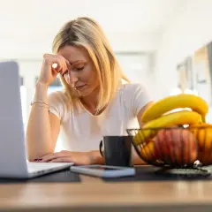 Burnout Symptome: Erkennen Sie die versteckten Anzeichen rechtzeitig