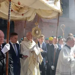 Czy w Boże Ciało trzeba iść do kościoła? Ważne informacje dla katolików