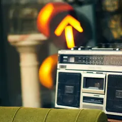 Słuchawki stereo co to znaczy? Poznaj ich zalety i różnice z mono