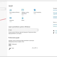 Ustawienia systemu Windows 10: sekcja Język. Możliwa zmiana języka wyświetlania systemu, preferowanych języków i ustawień klawiatury.