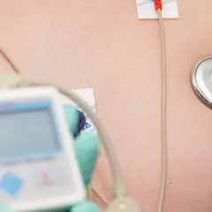 Holter EKG: Mycie i sen. Sprawdzone sposoby na komfortowe badanie