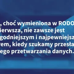 Dwie dłonie ściskają się, symbolizując umowę. Tekst informuje, że zgoda na przetwarzanie danych osobowych, choć kluczowa w RODO, nie zawsze jest najłatwiejszym rozwiązaniem.
