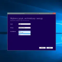 Instalator systemu Windows 10 pozwala wybrać język polski, wersję Pro i architekturę 64-bit.
