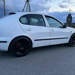 Seat Leon 1 - idealne et felg dla lepszego wyglądu i komfortu