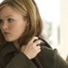Julia Stiles, jedna z gwiazd "Zakochanej złośnicy", w zbliżeniu.
