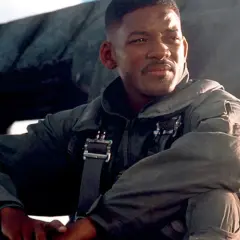Will Smith w kombinezonie pilota, gotowy do walki o **dzień niepodległości 3**.