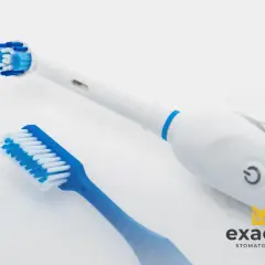 Elektryczna i manualna szczoteczka do zębów. Jaką szczoteczkę do zębów wybrać, by mieć zdrowe zęby?