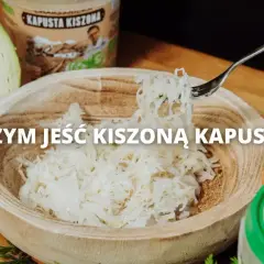 Jakie dania najlepiej pasują do surówki z kiszonej kapusty?