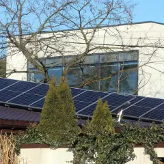 Fotowoltaika 5 kW: Ile prądu dziennie? Od 2 do 30 kWh wyjaśniamy!