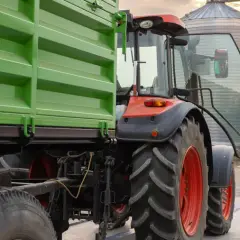 Jak zarejestrować przyczepę rolniczą bez dokumentów - poradnik 2018