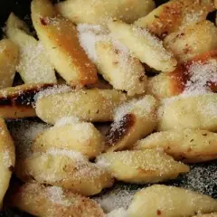 Kopytka na słodko: Odkryj smaki dzieciństwa i nowe pomysły