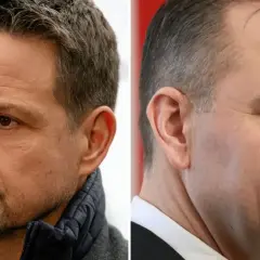 Rafał Trzaskowski, ile lat ma Trzaskowski? Dwa portrety polityków, jeden z nich to prezydent Warszawy.