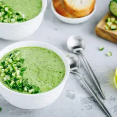 ¿Cansado del gazpacho? Prueba esta sopa fría de pepino (y sus trucos)