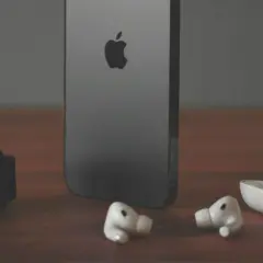 iPhone 13 ładowanie zwrotne: Nie tak, jak myślisz! Prawda o MagSafe