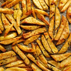 Jak zamrozić ziemniaki na frytki, aby zachować ich chrupkość i smak