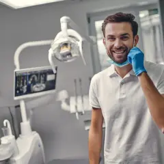 Planujesz wizytę u dentysty? Sprawdź, ile potrwają zabiegi!