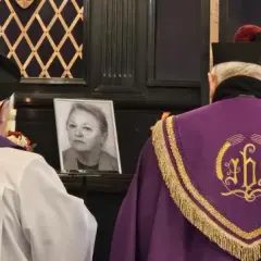 Kto zmarł w Zielonej Górze? Ostatnie pożegnania i ich znaczenie