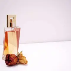 Jak rozpoznać podróbki perfum? Sprawdź kluczowe wskazówki