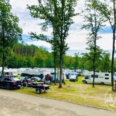 Camper Park Turawa nad Jeziorem Dużym: Czy to Twój raj na kołach?