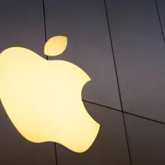 Kto wymyślił iPhone? Odkryj tajemnice jego powstania i twórców
