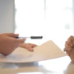 Jakie dokumenty do dofinansowania fotowoltaiki? Uniknij błędów w aplikacji