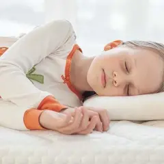 Jaka poduszka dla 3 latka, aby zapewnić zdrowy i komfortowy sen?