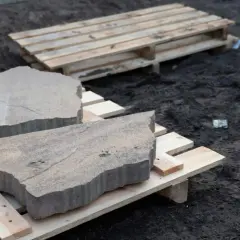 Układanie kamienia betonowego DIY: Kompletny poradnik krok po kroku