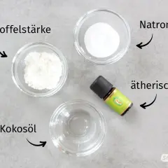 Zutaten für deo selber machen 3 zutaten: Kartoffelstärke, Natron, Kokosöl und ätherisches Öl.