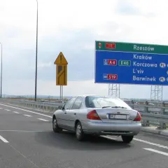 Autostrada A4 Kraków-Rzeszów: Otwarta od lat! Opłaty, MOPy, przyszłość
