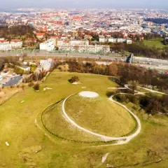 Kraków: Co zwiedzić? Odkryj top atrakcje i ukryte perełki!