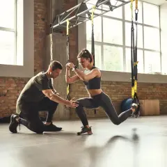 Ile zarabia właściciel klubu fitness? Poznaj ukryte koszty i zyski