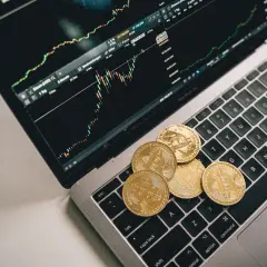 Czym jest liquidity mining? Zrozumienie ryzyk i korzyści