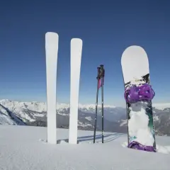 Ile kosztuje snowboard z butami? Sprawdź ceny i najlepsze oferty