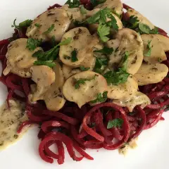 Spaghetti z buraka: przepis, triki i wariacje na zdrowe danie