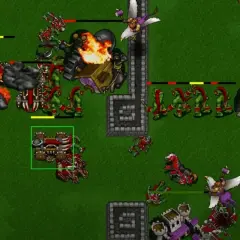 Bitwa z Warcraft 2 film: orkowie walczą z ludźmi, płoną maszyny oblężnicze, latają gryfy.