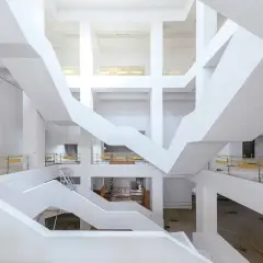 Muzeum sztuki nowoczesnej projekt: odkryj wyjątkową architekturę w Warszawie