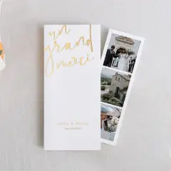 Carte "Un grand merci" pour les invités de mariage, avec des photos du couple et un texte de remerciement.