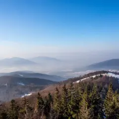 Góry z Rabki-Zdroju: Gorce czy Beskid Wyspowy? Szlaki i porady