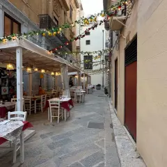Trapani gdzie zjeść: najlepsze miejsca na pyszne jedzenie i owoce morza